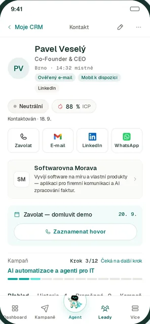 HypeLead mobile app, built-in CRM: contact detail of Pavel Veselý with company, campaign and verified email.